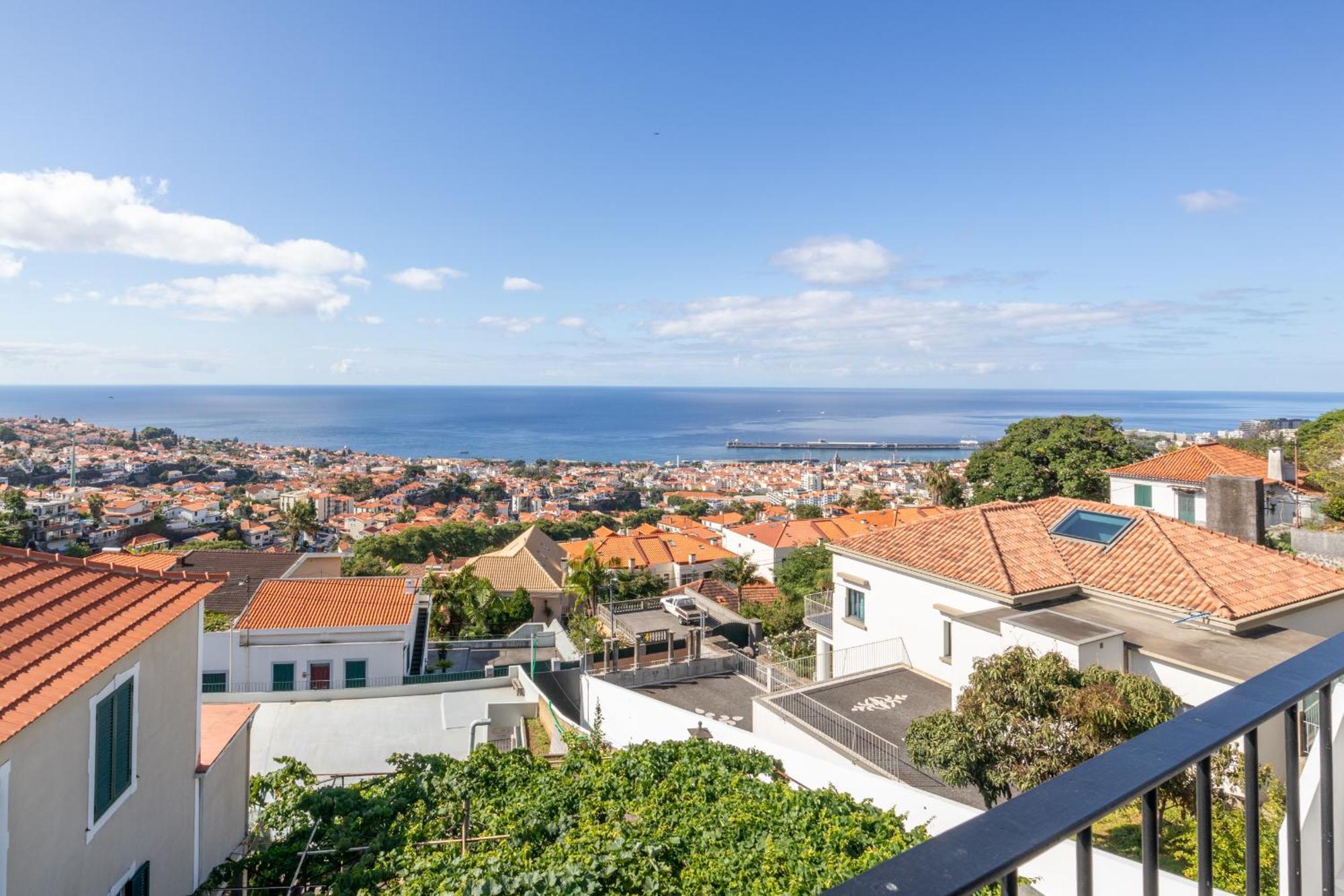 Atlantico Azul Apartment Funchal  Bagian luar foto