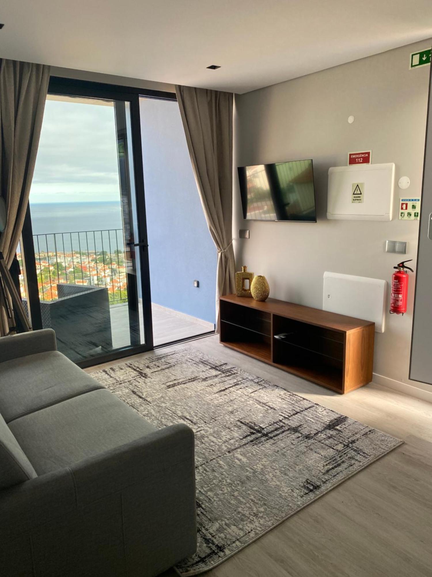 Atlantico Azul Apartment Funchal  Bagian luar foto